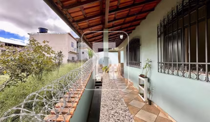 Casa à venda, 4 quartos, 1 suíte, 3 vagas, São Dimas - Conselheiro Lafaiete/MG