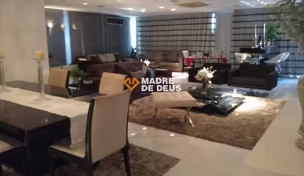 Apartamento lindíssimo, com 275,18 m2,  todo projetado (muito bom gosto), próximo Av Beira Mar. 04 suites+DCE, 04 vagas