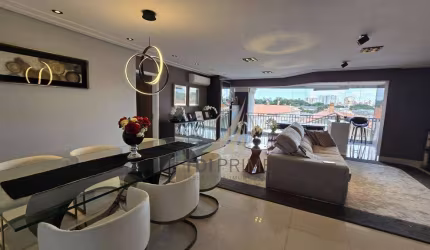 Apartamento com 4 dormitórios à venda, 189 m²