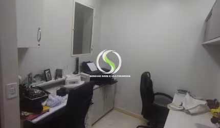 VENDO PREDIO PARA  IMPRENDIMENTO.