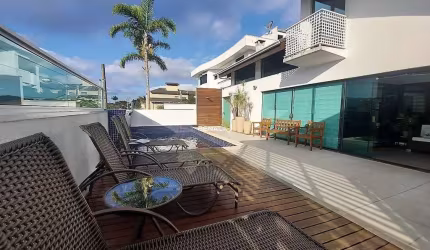 Casa com 4 quartos à venda na Jean Dornauf, 1008, Vila Nova Socorro, Mogi das Cruzes por R$ 1.970.000