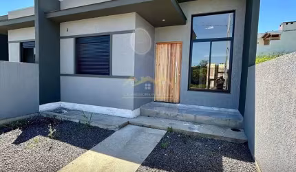 CASA COM SUÍTE, PÁTIO E MUITO MAIS