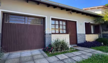 CASA SEMI MOBLIADA