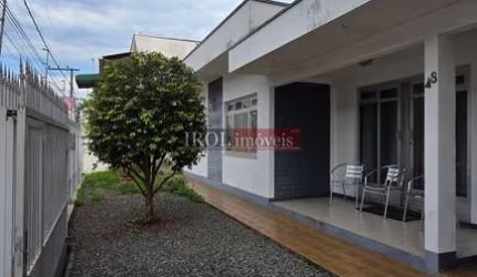 Casa com 4 quartos à venda na Vila Real, Balneário Camboriú , 213 m2 por R$ 2.100.000