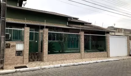 Casa com 3 quartos à venda no Espinheiros, Itajaí , 280 m2 por R$ 750.000