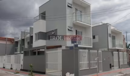 Casa Triplex em São João, Itajaí/SC