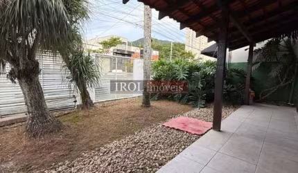 Casa para alugar no bairro Ressacada - Itajaí/SC