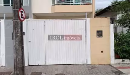Casa Sobrado em Vila Operária, Itajaí/SC