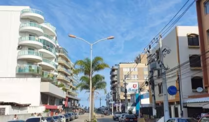 Apartamento de 3 quartos Praia do Forte Cabo Frio/RJ