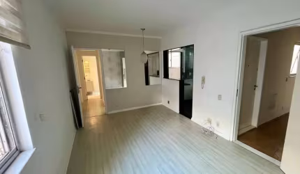 Apartamento à venda – 100 metros da Praia do Forte