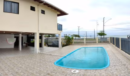 Excelente Casa Com vista para o Mar