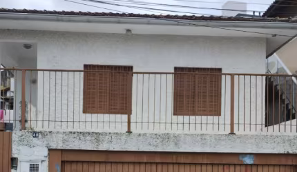 Casa na Agronômica