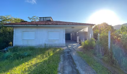Chácara / sítio com 2 quartos à venda na Rodovia João Gualberto Soares, 6172, São João do Rio Vermelho, Florianópolis, 2000000 m2 por R$ 2.500.000