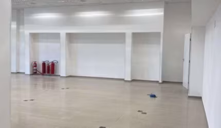 Loja para alugar, 600 m² por R$ 18.941,67/mês - Costa do Sol - Macaé/RJ