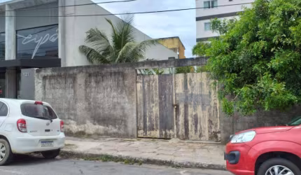 Terreno para alugar, 360 m² por R$ 3.678,00/mês - Cavaleiros - Macaé/RJ