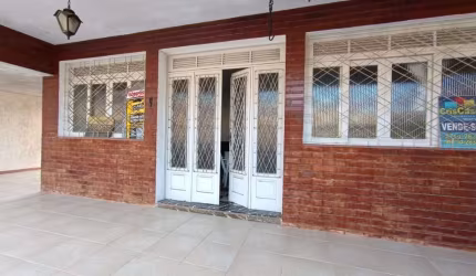 Casa com 4 dormitórios à venda, 205 m² por R$ 695.000,00 - Centro - Rio das Ostras/RJ