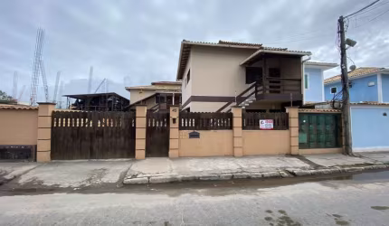 Casa com 2 dormitórios à venda, 63 m² por R$ 280.000,00 - Village Rio das Ostras - Rio das Ostras/RJ