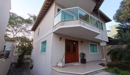 Casa com 4 dormitórios à venda, 186 m² por R$ 799.000,00 - Extensão Novo Rio das Ostras - Rio das Ostras/RJ