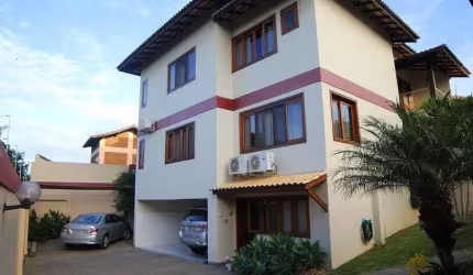 Casa com 4 dormitórios à venda, 355 m² por R$ 1.900.000,00 - Cancela Preta - Macaé/RJ