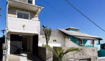 Casa com 4 dormitórios à venda, 120 m² por R$ 380.000,00 - Virgem Santa - Macaé/RJ