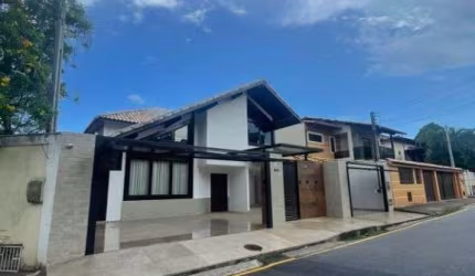 Casa com 3 dormitórios à venda, 320 m² por R$ 1.790.000,00 - Riviera Fluminense - Macaé/RJ