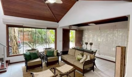 Casa, 180 m² - venda por R$ 1.800.000,00 ou aluguel por R$ 11.766,67/mês - Manguinhos - Armação dos Búzios/RJ