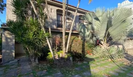 Casa com 5 dormitórios à venda, 360 m² por R$ 3.500.000,00 - Cavaleiros - Macaé/RJ