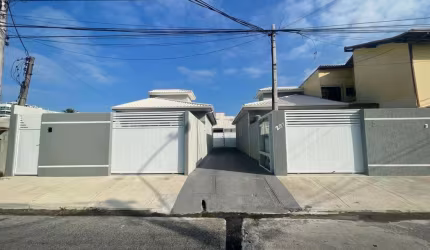 Casa com 3 dormitórios à venda, 120 m² por R$ 450.000,00 - Extensão do Bosque - Rio das Ostras/RJ