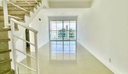 Cobertura com 3 dormitórios à venda, 180 m² por R$ 1.250.000,00 - Praia do Pecado - Macaé/RJ