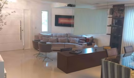 Casa com 4 dormitórios à venda, 226 m² por R$ 2.000.000,00 - Vale dos Cristais - Macaé/RJ