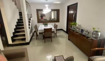 Casa com 4 dormitórios à venda, 221 m² por R$ 699.000,00 - São Marcos - Macaé/RJ