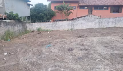 Atlântica Imóveis tem excelente terreno de 450m² para venda - Glória - Macaé/RJ