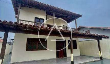 Maravilhosa casa com 5 quartos para venda no Visconde de Araújo em Macaé