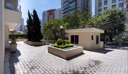 Apartamento reformado na  rua Dr Bacelar