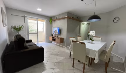Apartamento à venda, 3 dormitórios, 1 suíte no bairro Trindade, Florianópolis/SC