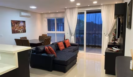 Cobertura com 4 quartos para alugar na Avenida dos Búzios, 470, Jurerê, Florianópolis por R$ 15.000