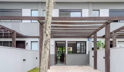 Casa em condomínio fechado com 3 quartos para alugar na Servidão Nova Esperança, 345, Campeche, Florianópolis por R$ 7.000