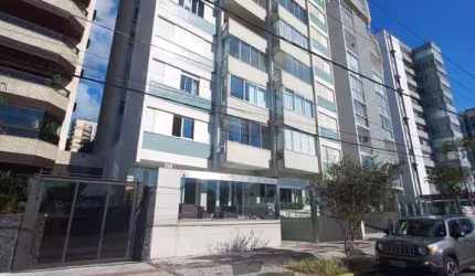 Apartamento com 3 quartos para alugar na Avenida Jornalista Rubens de Arruda Ramos, 2192, Centro, Florianópolis por R$ 4.900