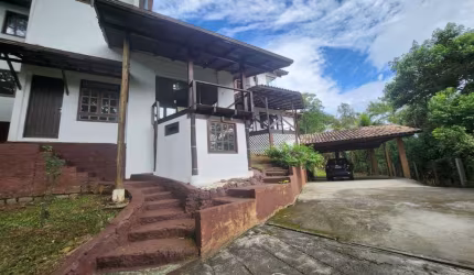 Casa em condomínio fechado com 4 quartos para alugar na Rua Maestro Aldo Krieger, 700, Córrego Grande, Florianópolis por R$ 9.000