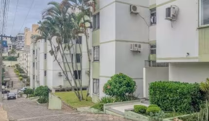 Apartamento com 2 quartos para alugar na Rua Capitão Romualdo de Barros, 997, Carvoeira, Florianópolis por R$ 3.100
