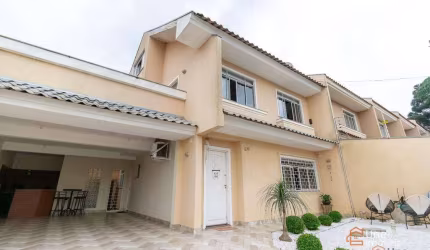Sobrado Triplex de Esquina – 3 Quartos, Ático e Semi Mobiliado em Localização Privilegiada