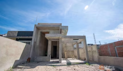 Encantadora Casa Térrea em Condomínio Fechado