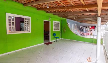 Casa com 2 dormitórios à venda, 75 m² por R$ 255.000,00 - Bom Jesus - Campo Largo/PR