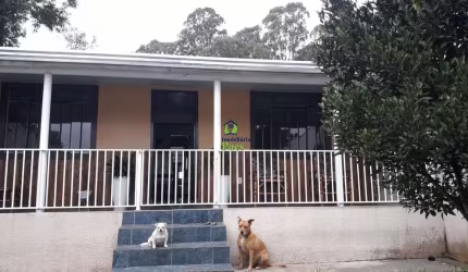 Casa com 2 quartos à venda no Timbu, Campina Grande do Sul  por R$ 380.000