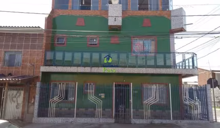 Casa com 2 quartos à venda no Cajuru, Curitiba  por R$ 425.000