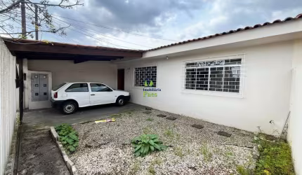 Casa com 2 quartos à venda no Cajuru, Curitiba  por R$ 750.000