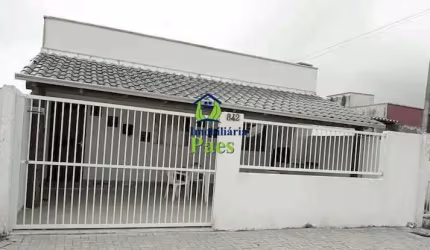 Casa com 3 quartos à venda no Balneário Eliane, Guaratuba  por R$ 359.000