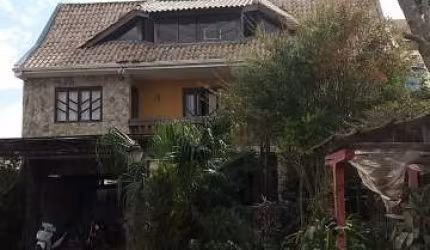 Casa com 5 quartos à venda em Weissópolis, Pinhais  por R$ 750.000