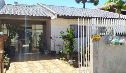 Casa com 2 quartos à venda no Jardim Cláudia, Pinhais  por R$ 350.000