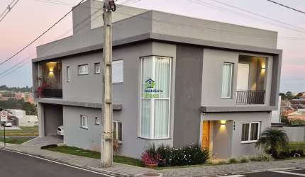 Casa com 3 quartos à venda no Contorno, Ponta Grossa  por R$ 1.390.000